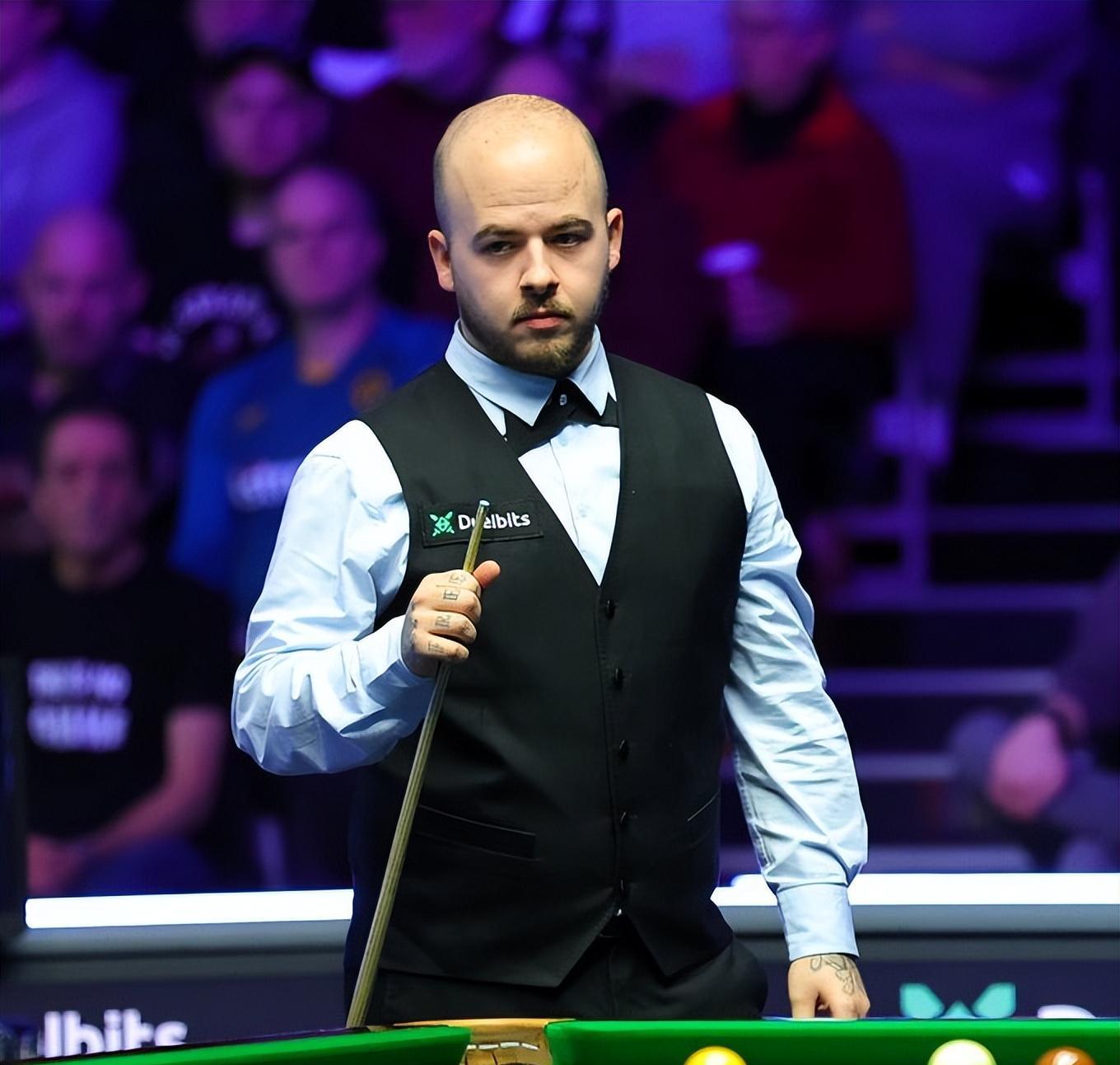 球在国际舞 球在国际舞