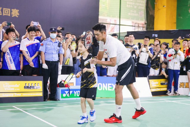 名将王曼昱 名将王曼昱